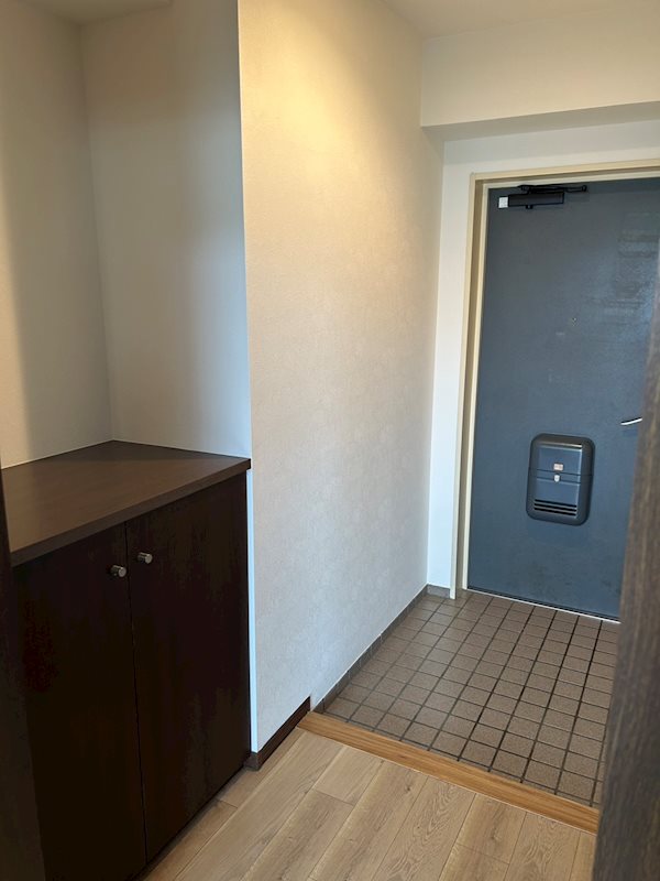 エミネンス鶴見中央ウィズビー 玄関
