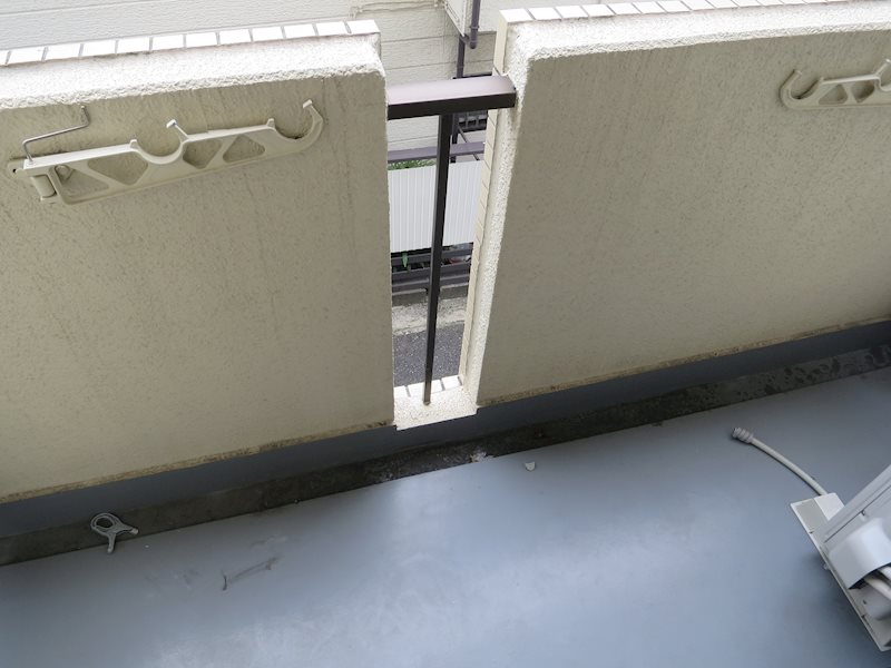 コンフォール岸谷 ベランダ