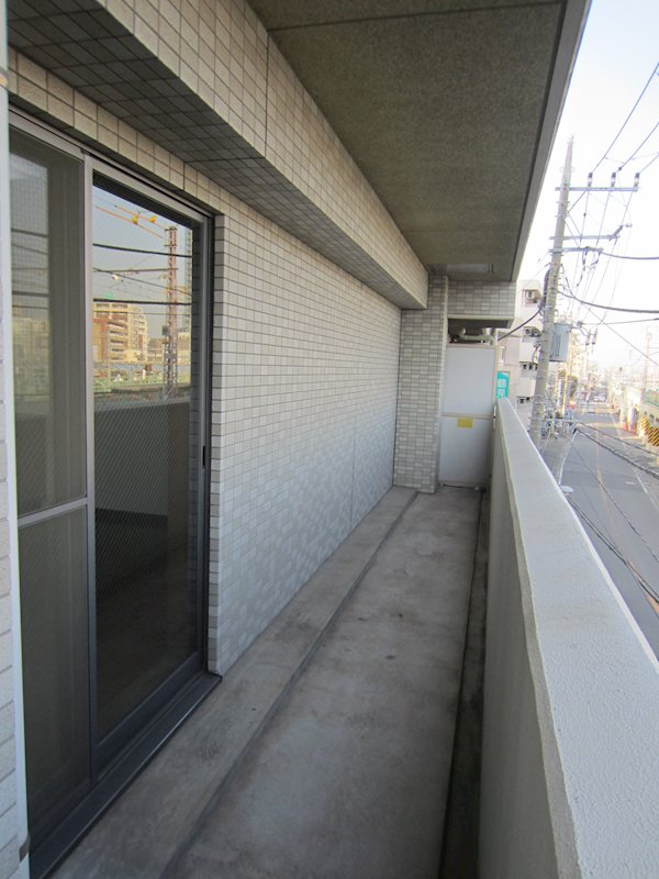 ガラ・ステージ横浜鶴見 ベランダ