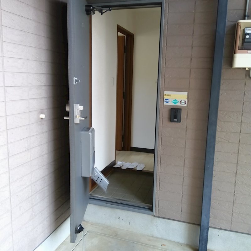 ボナール 玄関