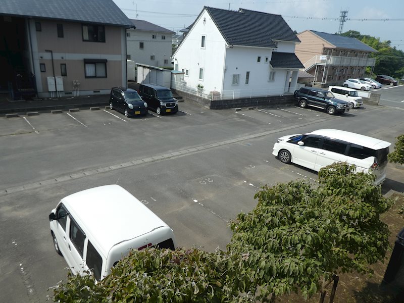 ボナール 駐車場