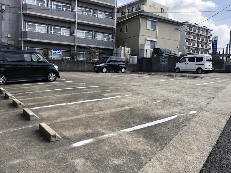 ウエストコート尾上 その他