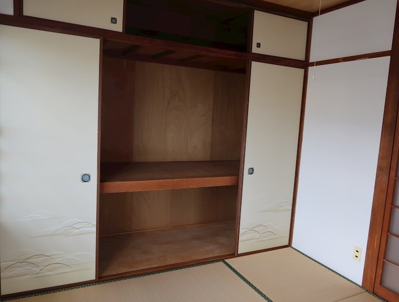河野ビル 収納