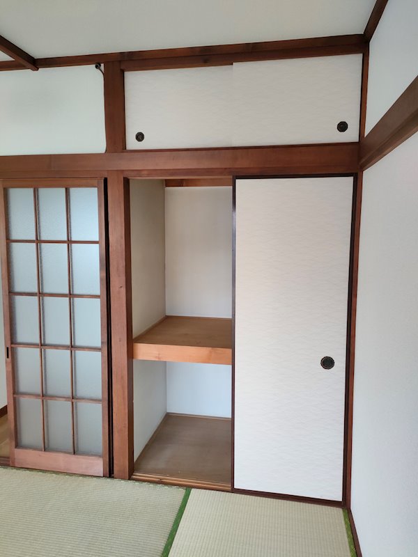 ハイツ川村 収納