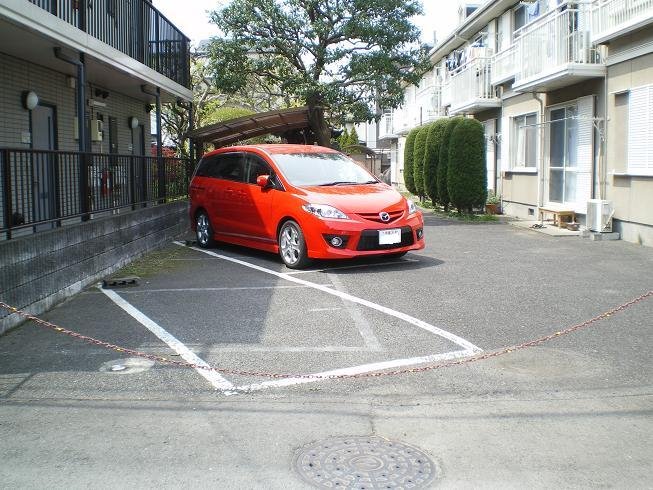 Neo　Stage中村 駐車場
