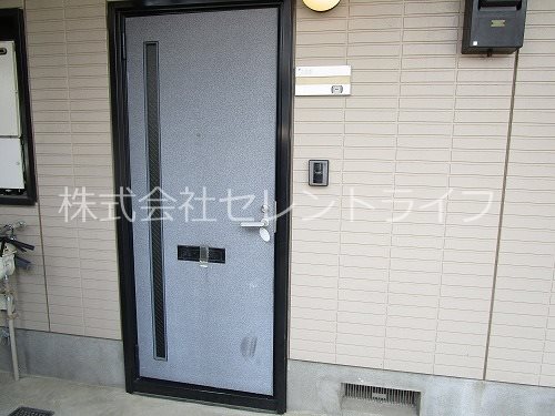 コーポ・アルタ 玄関