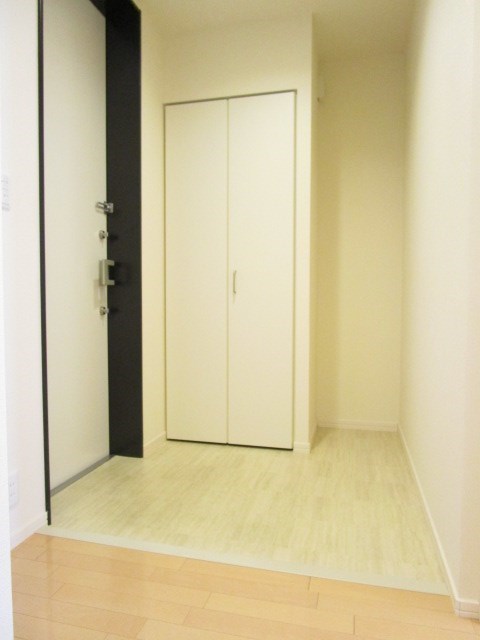 新川崎シティコート 玄関