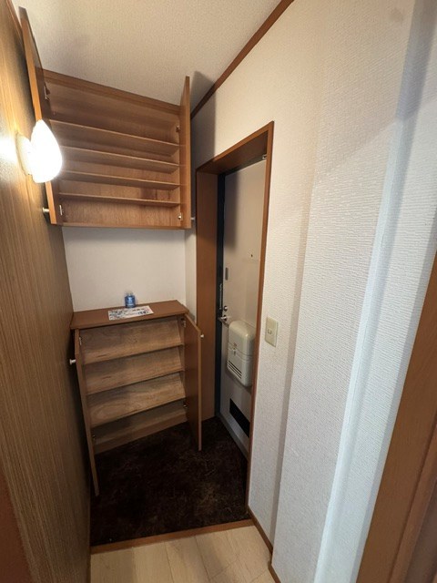 ウエストタウン 玄関