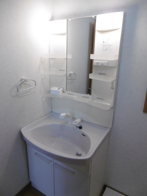 クォーターキューブ新川崎 玄関