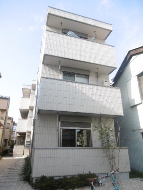 メゾン　サリス 101号室 外観