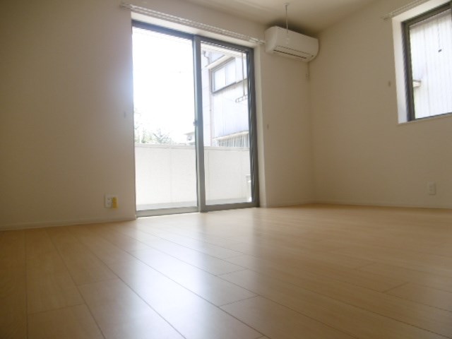 メゾン　サリス ベッドルーム