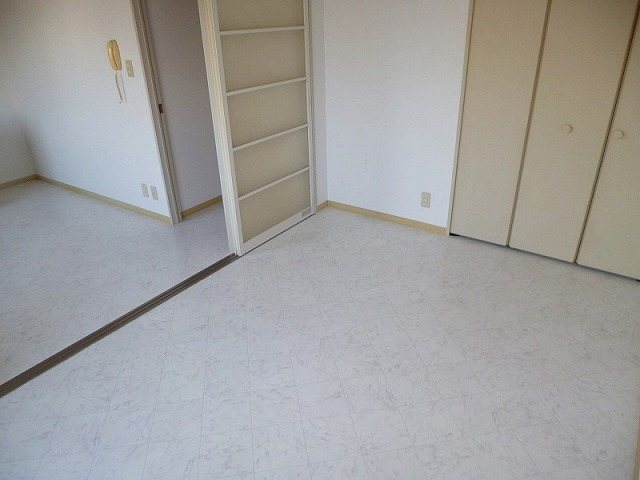 エクセレント西明石Ａ棟 ベッドルーム