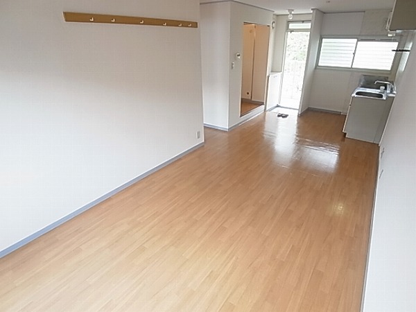 新柏ハウス リビング