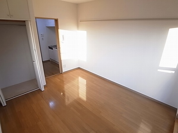 宇田川柏ビル リビング