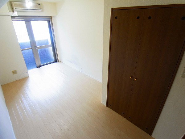 SAビル ベッドルーム