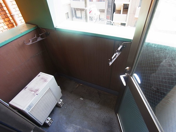 SAビル ベランダ