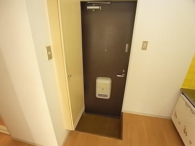 ジュネパレス柏第06 玄関