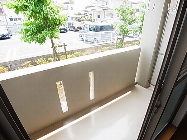 ルピナスⅡ ベランダ