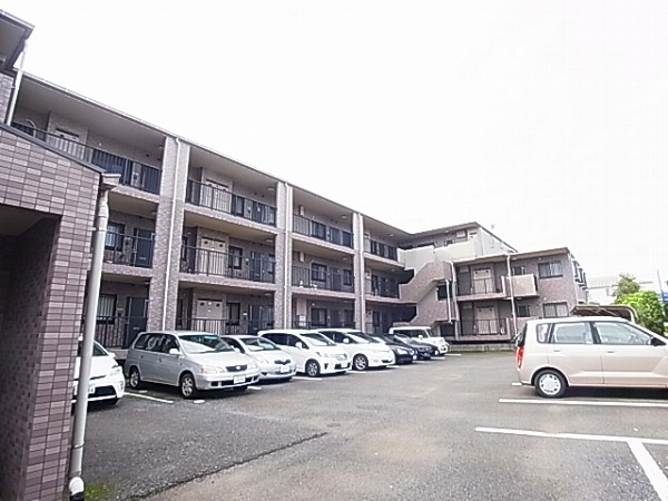 ファミール新柏 外観