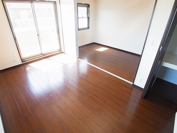 ガーデンヒルズA棟 リビング