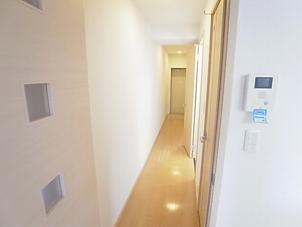 ジェルメＢ 玄関
