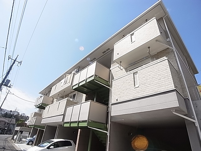 エターナル・ブライト 202号室 外観