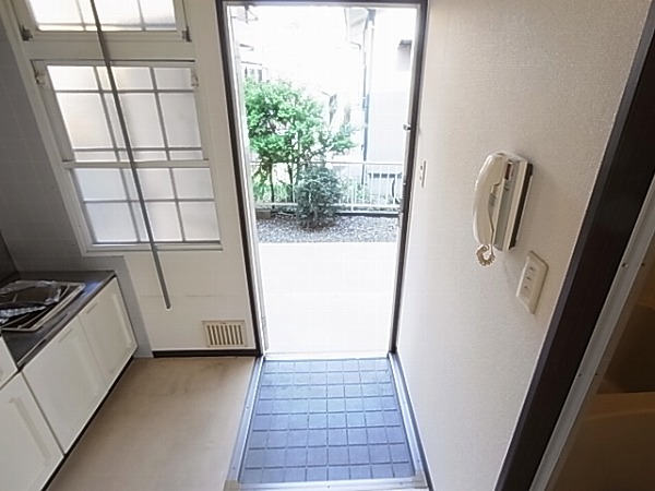 サンシティＳ 玄関