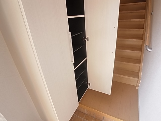 コリーヌ・ドレ 玄関