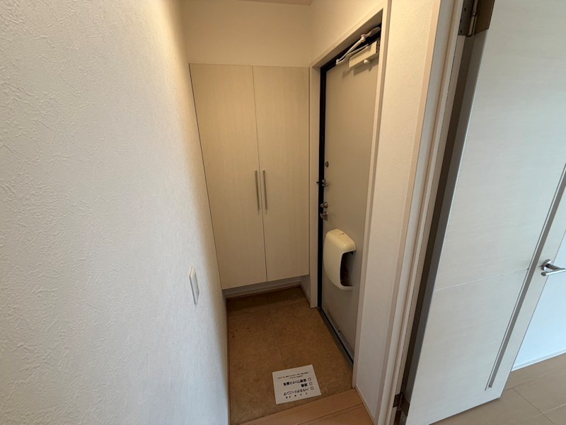 グランモアA棟 玄関