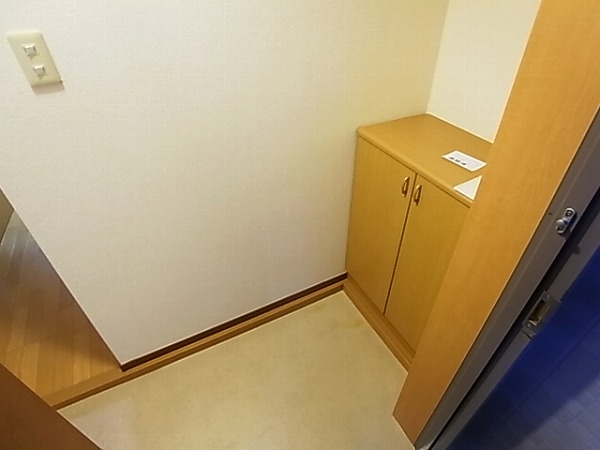 フォレストかしわ 玄関