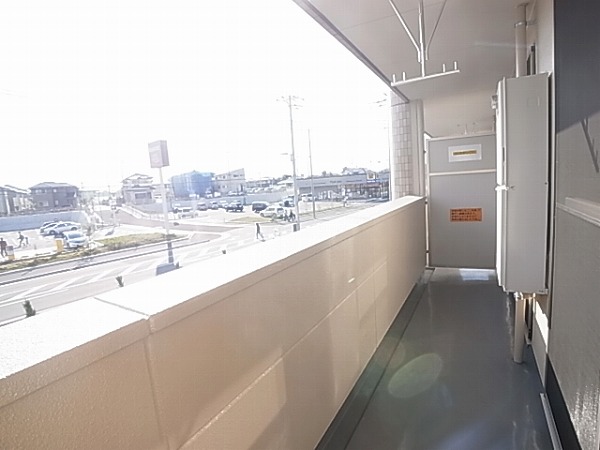 プレザンスおおたかの森　 ベランダ