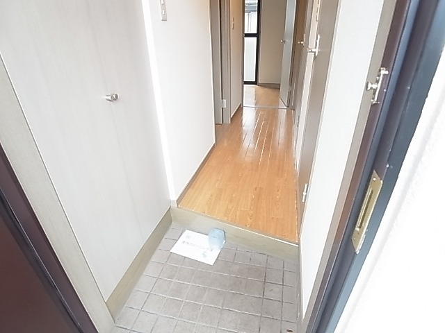 サンビレッヂⅠ 玄関