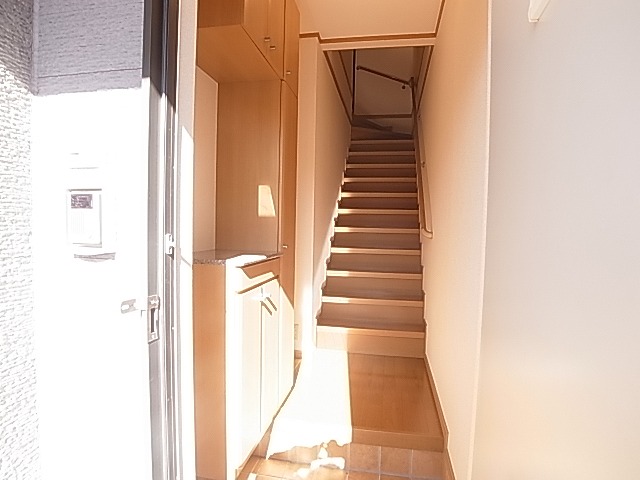ビバフェリチェ 玄関