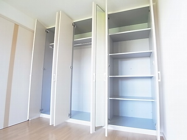 ビアン・ゼルコバ その他3