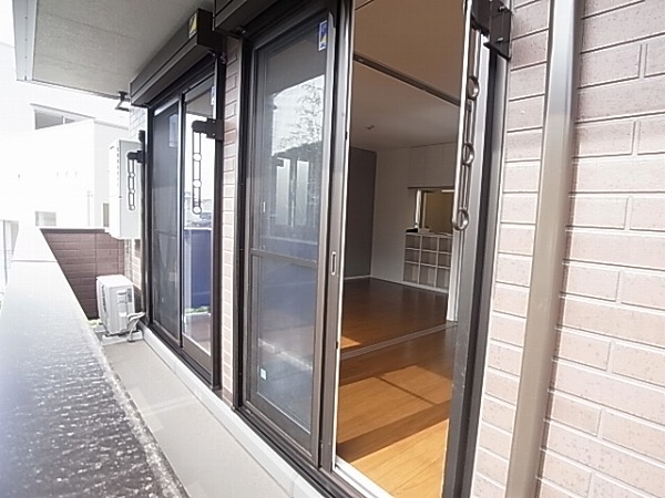 フラッツ酒井根Ⅰ号棟 ベランダ