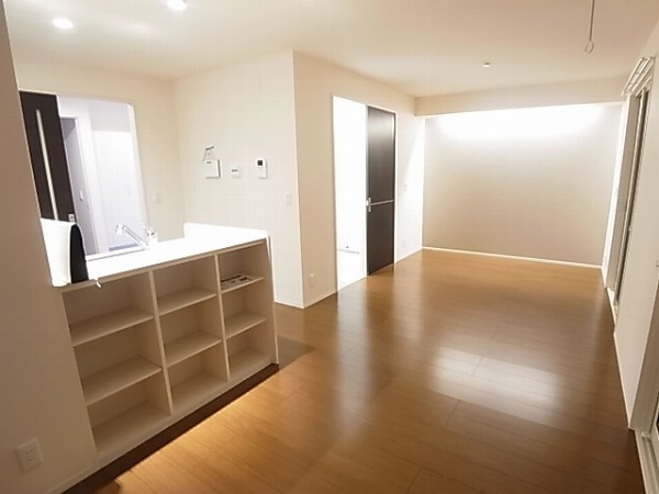 プルメリア リビング