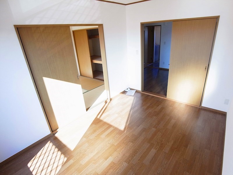 エピナール ベッドルーム