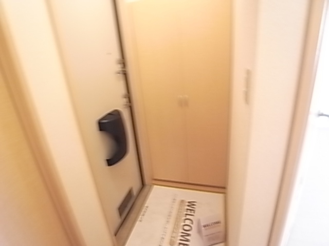 サンロイヤル 玄関