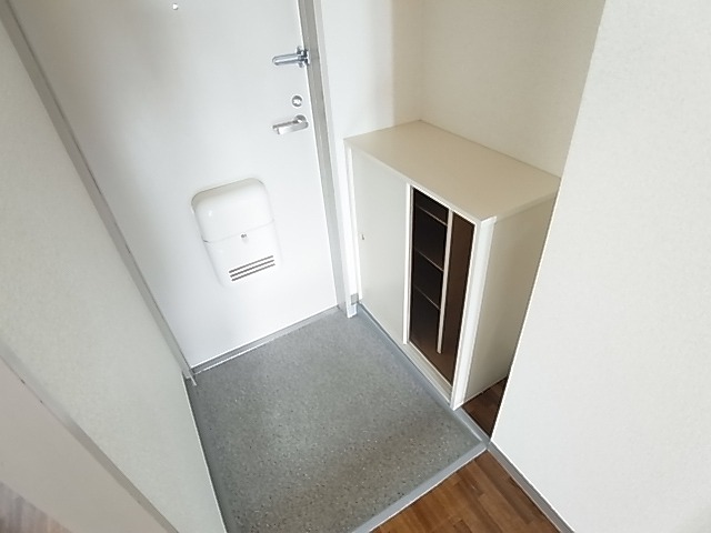 ビュー大木戸2 玄関