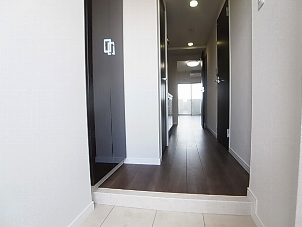 ノートル・レーヴ井上 玄関