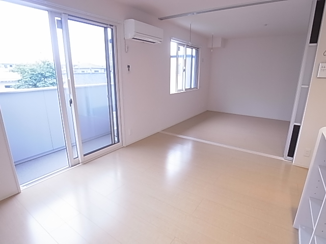 ラ・フルールB リビング