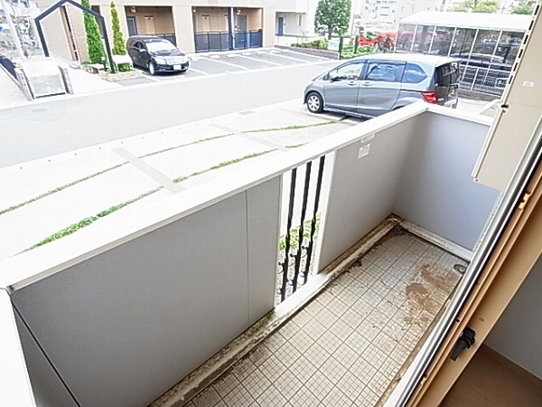 シャルマンおおたかの森（おおたかの森西１丁目） ベランダ