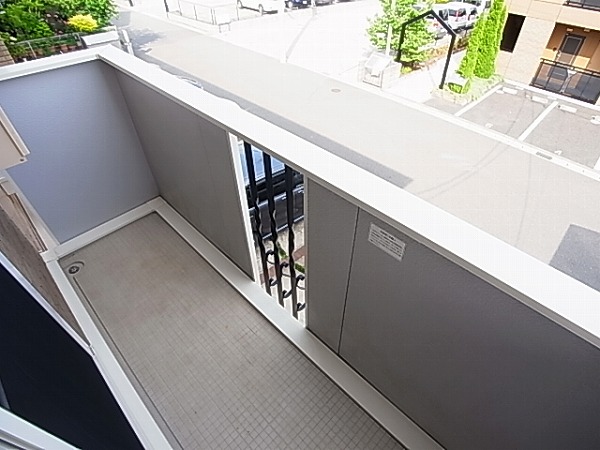 シャルマンおおたかの森（おおたかの森西１丁目） ベランダ