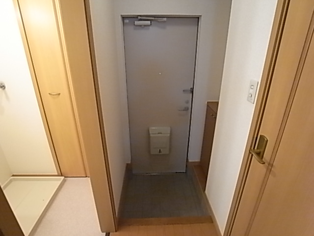 ベル・オトンヌ 玄関