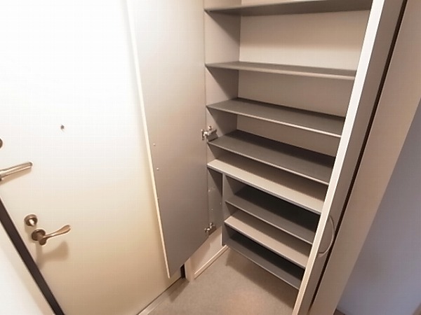 ボヌールおおたかの森Ⅰ 玄関