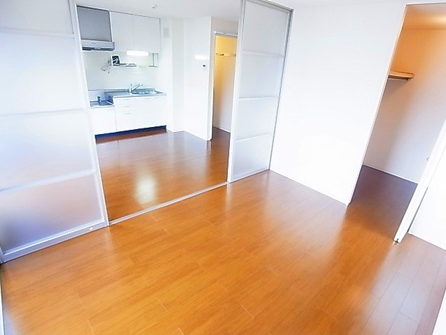 グリーンヴィラカラビナN リビング