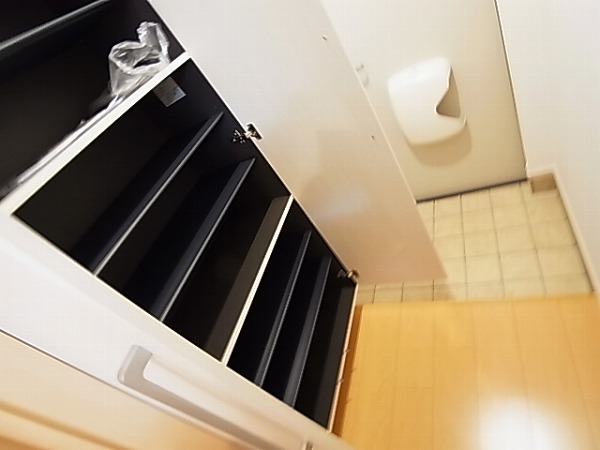 パエゼ・ナティーオ その他8