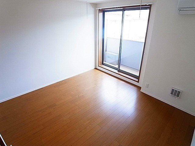 アロファミエント リビング