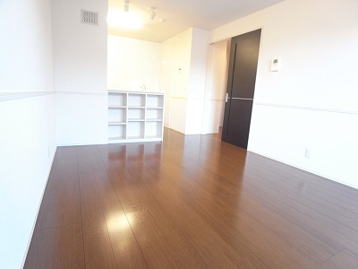 プロシード青葉台C リビング