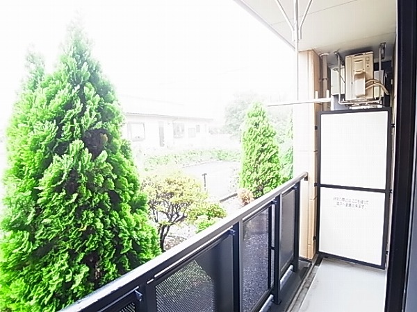 ムーンガーデン弐番館 ベランダ